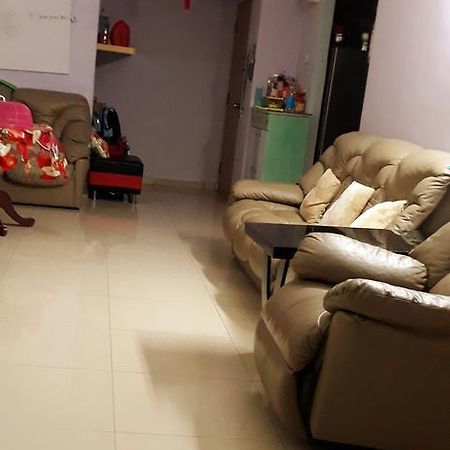 A Room In Aparnt Sri Impian Johor Bahru Eksteriør bilde