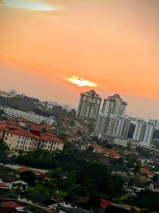 A Room In Aparnt Sri Impian Johor Bahru Eksteriør bilde